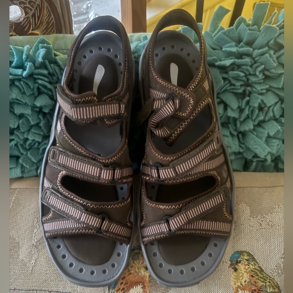PR!VO by Clark Leather Sandals